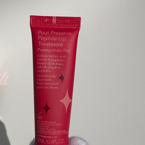 Ole Henriksen Pomegranate Fizz Pout Preserve Hydrating Peptide Lip Treatment - Picture 4 of 10